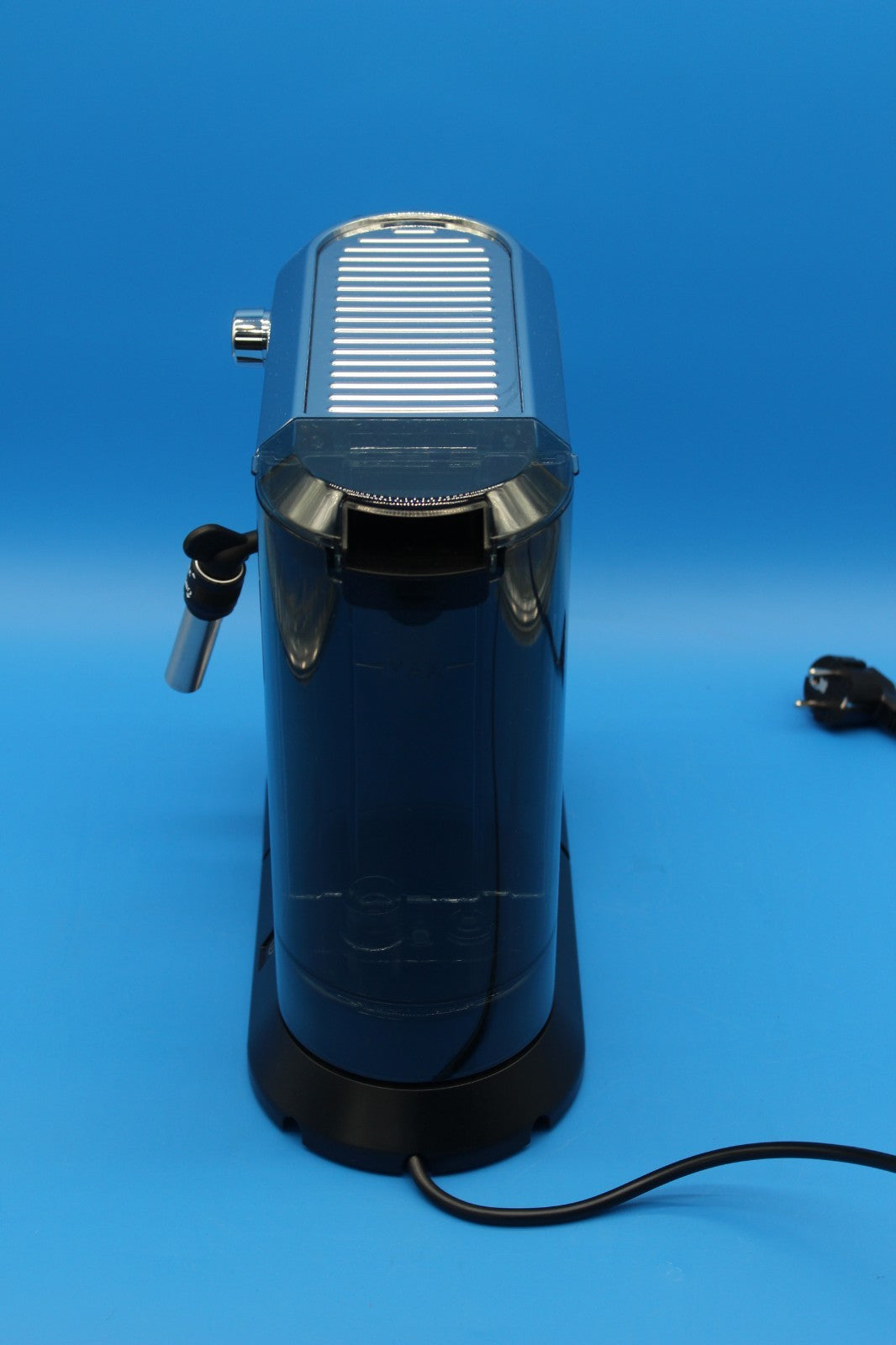 DeLonghi Espressomaschine Dedica Style, EC 685.M - GEBRAUCHT
