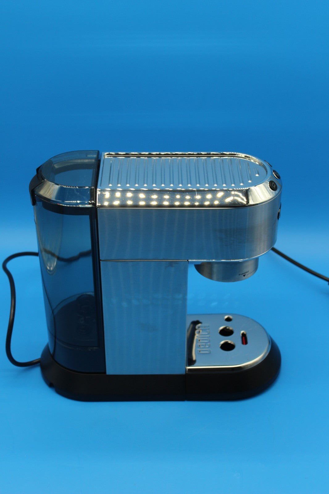 DeLonghi Espressomaschine Dedica Style, EC 685.M - GEBRAUCHT