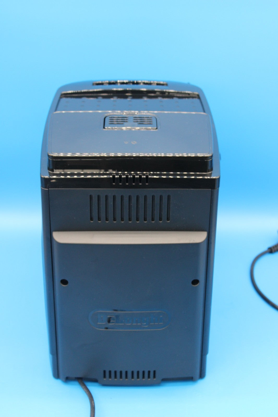 Kaffeevollautomat De'Longhi Magnifica S ECAM11.112.B - GEBRAUCHT